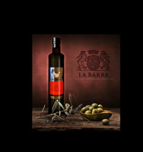 Load image into Gallery viewer, La Barre Chilli & Garlic Infused Olive Oil 500ml
