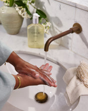 Load image into Gallery viewer, Circa Pea &amp; lime Hand Wash
